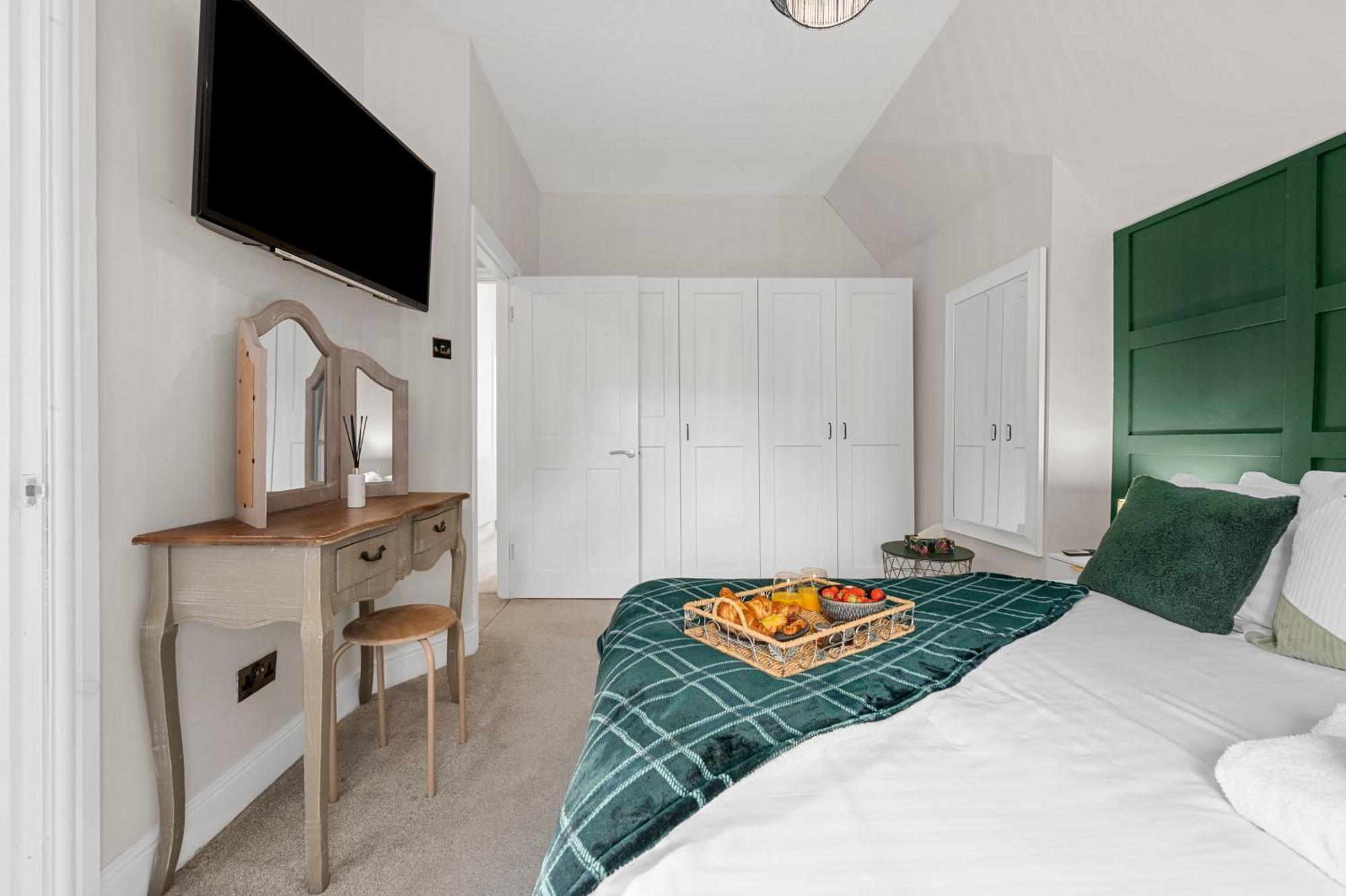 Relax At Little Hawkcliffe Villa Steeton Eksteriør billede